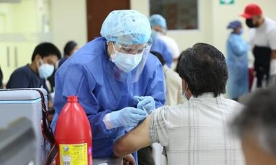 Vacunaci&oacute;n contra Covid-19 se vuelve obligatoria en Ecuador