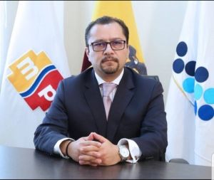En audio, el ministro de Salud en tono molesto pide saber cu&aacute;ntas dosis de vacunas anti-COVID se han usado