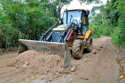 Prefectura realiza mantenimiento vial a trav&eacute;s de sus distritos