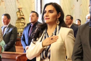 La vicepresidenta Ver&oacute;nica Abad ser&aacute; trasladada a la Embajada de Ecuador en Turqu&iacute;a