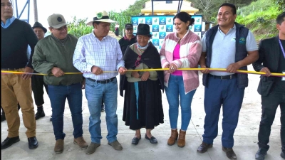 Inauguraci&oacute;n de la cancha con cubierta de uso m&uacute;ltiple en la parroquia La Victoria de Imbana