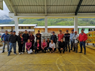 Fincas cafetaleras de Chinchipe reciben incentivos para potenciar su producci&oacute;n org&aacute;nica