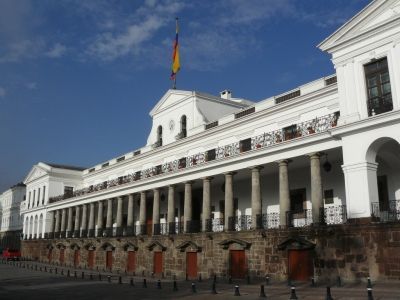 Ley de Apoyo Humanitario condiciona la pensi&oacute;n vitalicia de exmandatarios