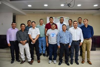 Obreros del GAD Yantzaza posesionan a nueva directiva