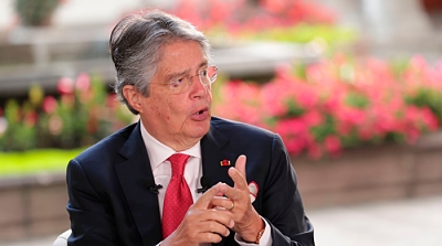 Lasso otorg&oacute; sus primeras tres cartas de nacionalizaci&oacute;n en este 2022
