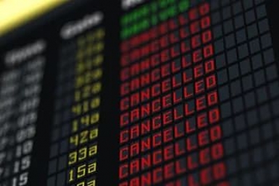 Europa suspende vuelos desde Sud&aacute;frica por nueva variante de Covid-19