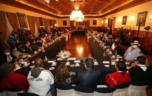 Gobierno anuncia que intensificar&aacute; di&aacute;logos con organizaciones sociales desde enero