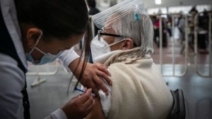 Refuerzo contra Covid-19 a poblaci&oacute;n entre 50 y 59 a&ntilde;os