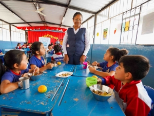 Ministerio de Educaci&oacute;n y el PMA impulsar&aacute;n nuevo modelo de alimentaci&oacute;n escolar territorial