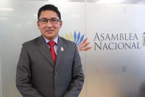 Diego Esparza insiste en inclusi&oacute;n de censo minero para regularizaciones en reforma a Ley Minera