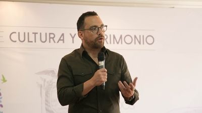 Juan Fernando Velasco presenta renuncia al Ministerio de Cultura