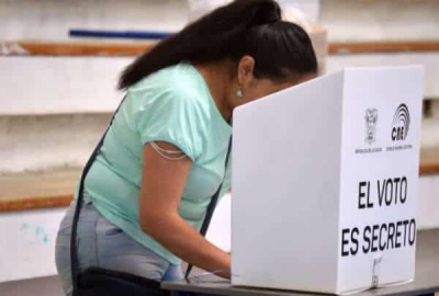 Las multas electorales por no votar en Ecuador son acumulables
