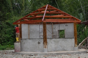 Muelle del puerto de Chuchumbletza avanza en su construcci&oacute;n