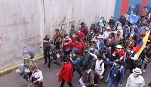 Iza va a Carondelet a escuchar la respuesta a las seis demandas planteadas