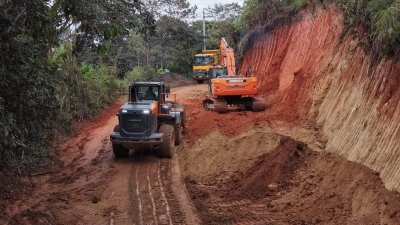 Inici&oacute; la construcci&oacute;n del nuevo proyecto de asfalto en Chinchipe