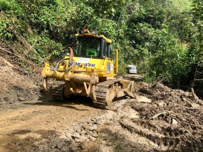 Prefectura avanza en la atenci&oacute;n vial emergente de Zamora Chinchipe