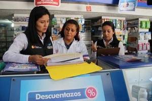 ARCSA Controla cumplimiento de turnos de farmacia en provincias de la Zona 7