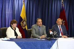 Foro internacional debate sobre desaf&iacute;o de la inclusi&oacute;n financiera para mujeres