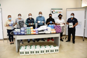 ENTREGA DE MEDICINA, INSUMOS DE BIOSEGURIDAD Y BIOMBOS AL CENTRO DE SALUD DE ZUMBI
