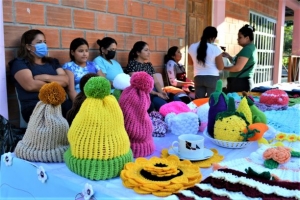 Taller de tejido en lana crochet culmin&oacute; en la parroquia Guadalupe del cant&oacute;n Zamora